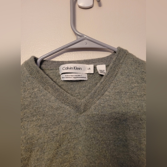 Kid's Calvin Klein Wool Sweater - Picture 2 of 3